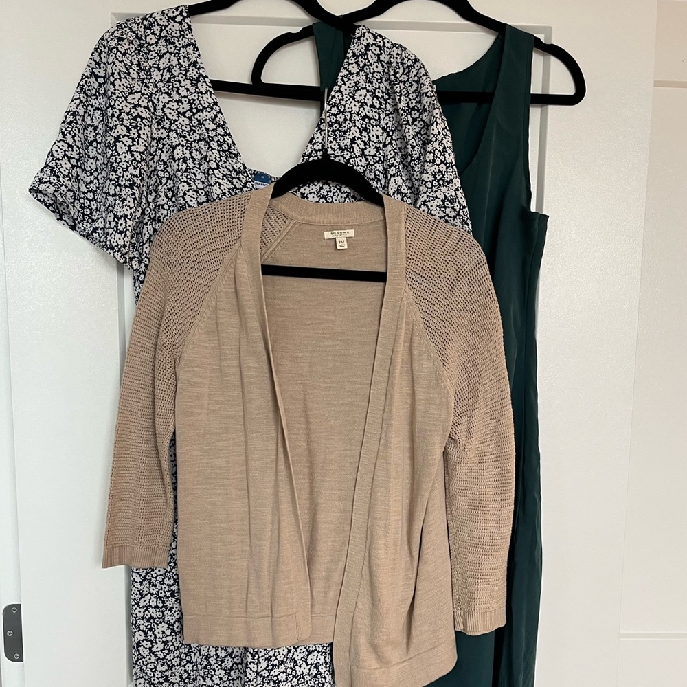 Three items for the price of one! 🌸🌷